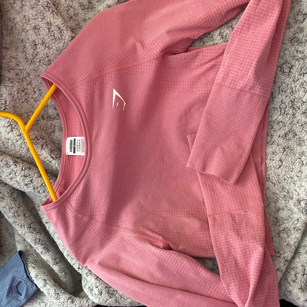 gymshark athletic top
